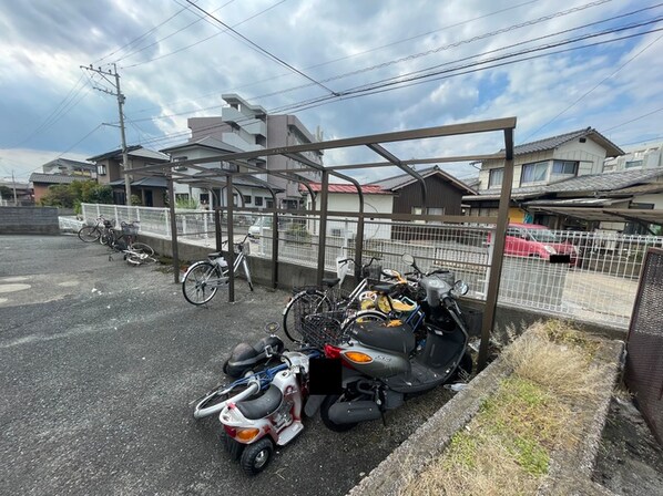 ロイヤルハイツゆくはしの物件外観写真